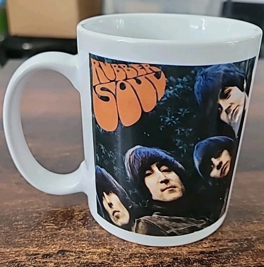 The Beatles Rubber Soul Album Coffee Cup Ceramic Mug Clean No Chips Or Cracks